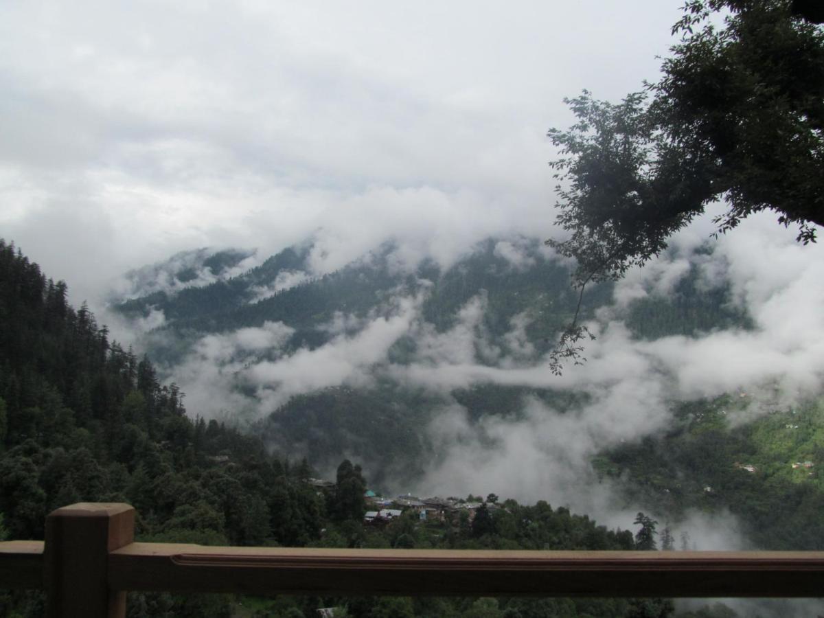 Mozo Inn&Cafe Jibhi Banjār Esterno foto
